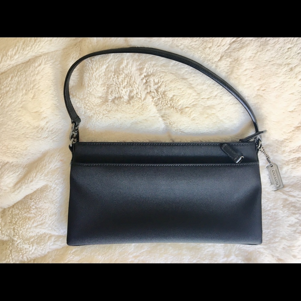 Authentic Coach wristlet/shoulder bag